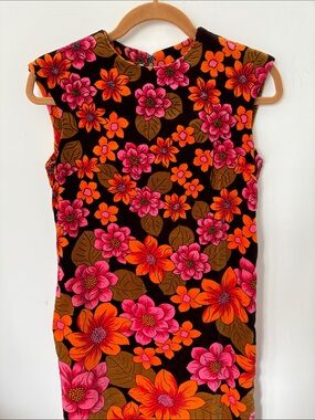 Vintage Dynasty velvet dress,maxi, side slit, tropical colors, size 8 (6?)